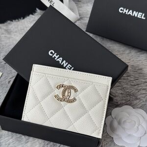 Chanel Grained Shiny Calfskin & Gold-Tone Metal White Card Holder